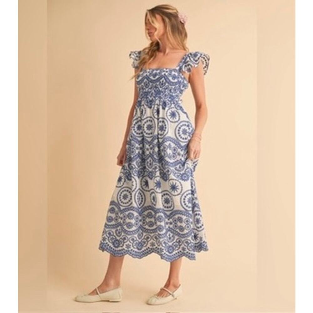 Sunday Up Midi Dress Womens M White Blue Eyelet Embroidery V-Neck Ruffle Sleeves